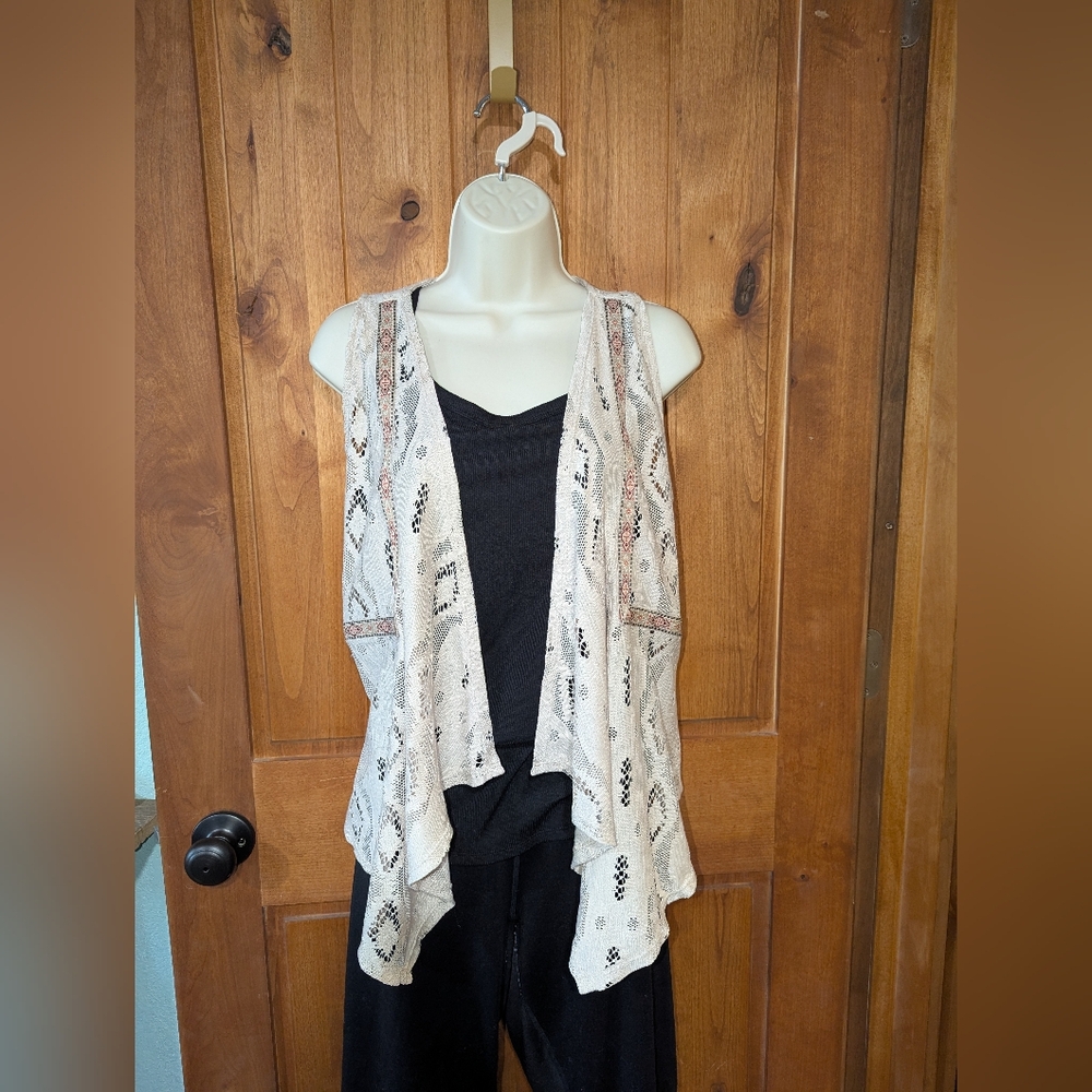 Maurices Cream and Black Lace Detail Vest